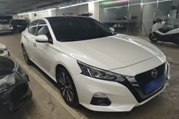 Used Nissan Teana 2021 2.0L XL Comfort Edition Front Right 45 Deg