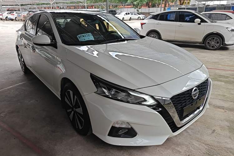 Used Nissan Teana 2021 2.0L XL Comfort Edition Front Right 45 Deg