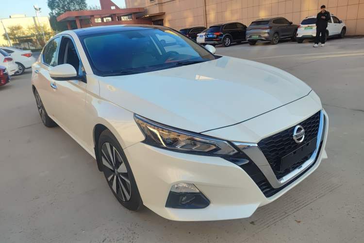 Used Nissan Teana 2021 2.0L XL Comfort Edition Front Right 45 Deg