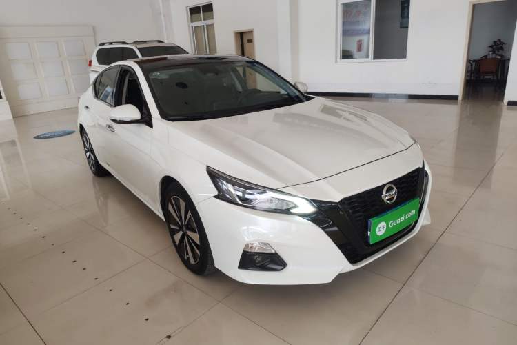 Used Nissan Teana 2021 2.0L XL Comfort Edition Front Right 45 Deg
