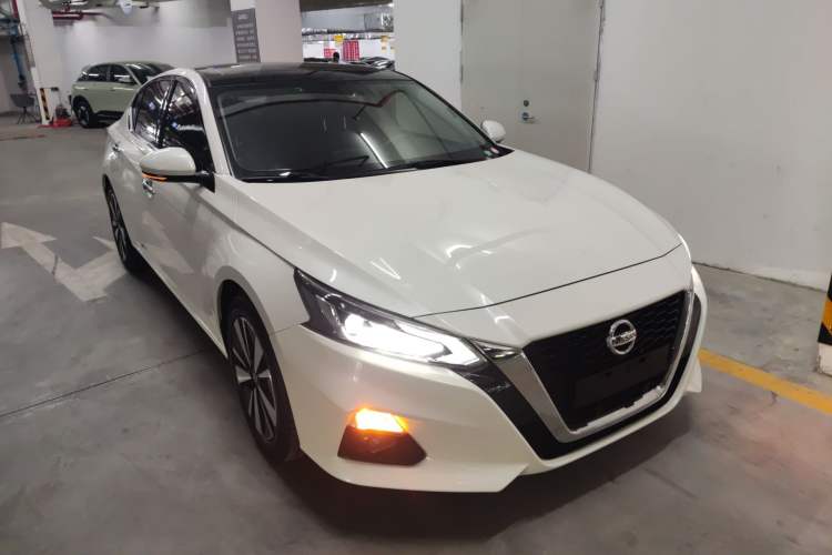 Used Nissan Teana 2021 2.0L XL Comfort Edition Front Right 45 Deg