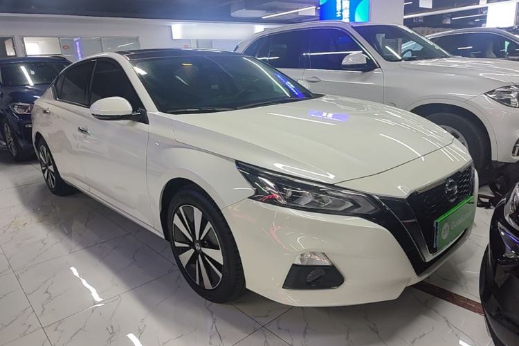 Used Nissan Teana 2021 2.0L XL Comfort Edition Front Right 45 Deg