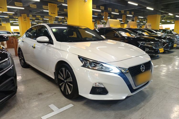 Used Nissan Teana 2021 2.0L XL Comfort Edition Front Right 45 Deg