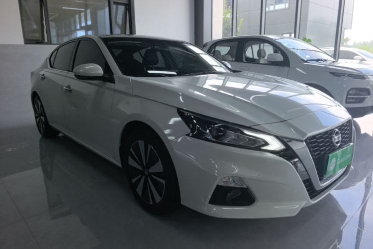 Used Nissan Teana 2021 2.0L XL Comfort Edition Front Right 45 Deg