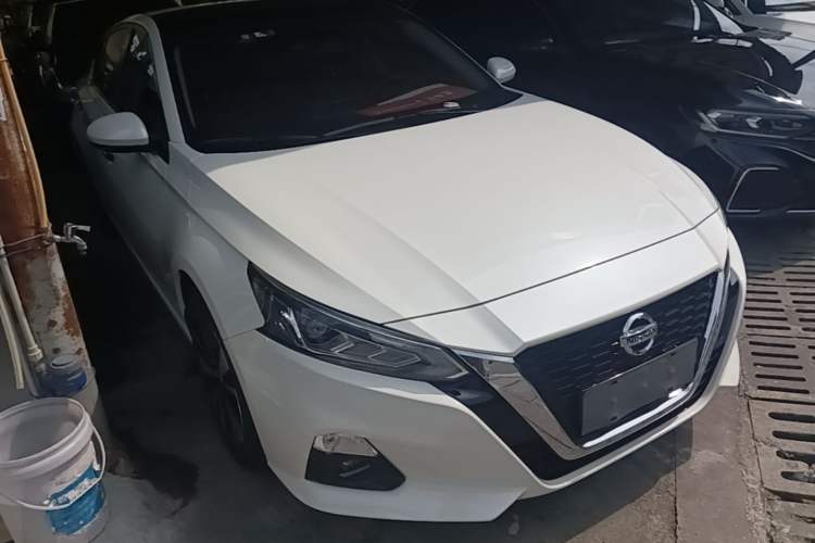 Used Nissan Teana 2021 2.0L XL Comfort Edition Front Right 45 Deg