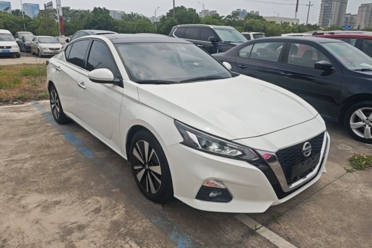 Used Nissan Teana 2021 2.0L XL Comfort Edition Front Right 45 Deg