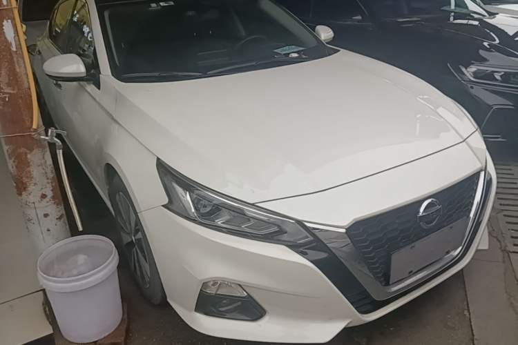 Used Nissan Teana 2021 2.0L XL Comfort Edition Front Right 45 Deg
