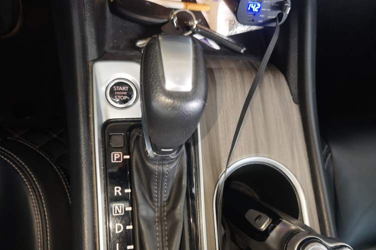 Used Nissan Teana 2021 2.0L XL Comfort Edition Gear Lever
