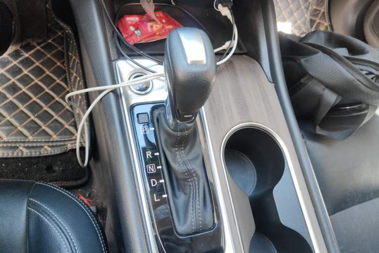 Used Nissan Teana 2021 2.0L XL Comfort Edition Gear Lever