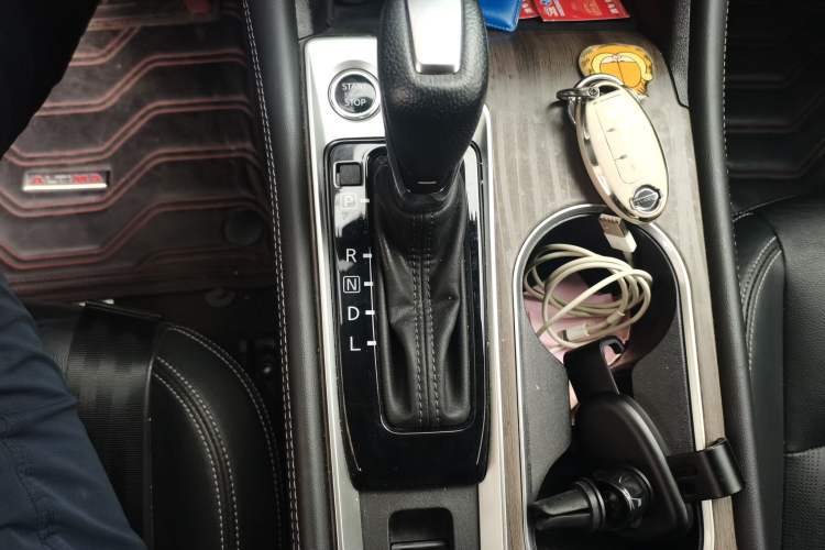 Used Nissan Teana 2021 2.0L XL Upper AD1 Smart Drive & Navigation Edition Gear Lever