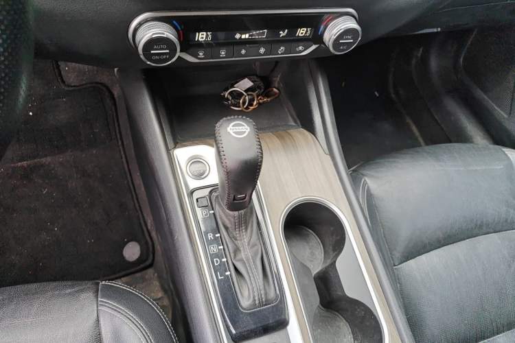 Used Nissan Teana 2021 2.0L XL Comfort Edition Gear Lever