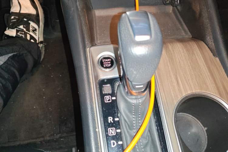 Used Nissan Teana 2021 2.0L XL Comfort Edition Gear Lever