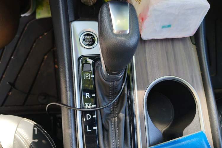 Used Nissan Teana 2021 2.0L XL Comfort Edition Gear Lever