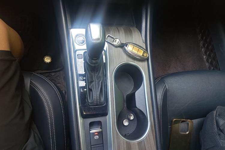 Used Nissan Teana 2021 2.0L XL Comfort Edition Gear Lever