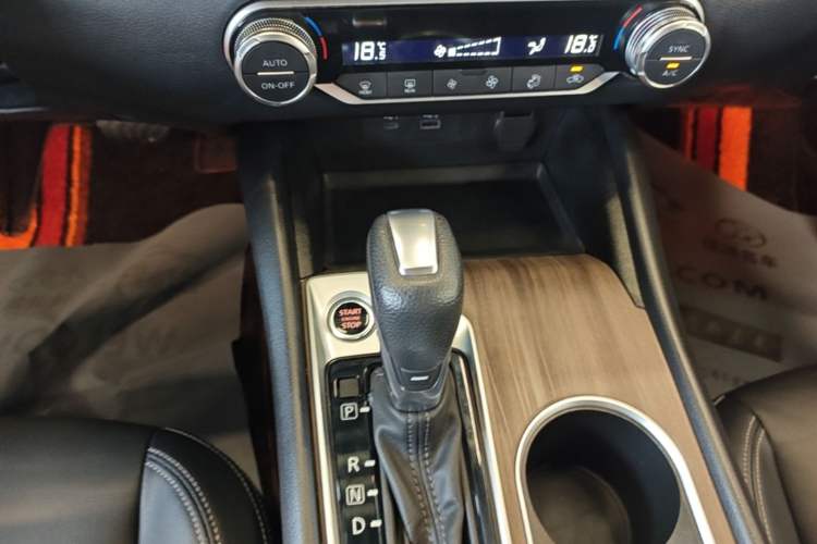 Used Nissan Teana 2021 2.0L XL Comfort Edition Gear Lever