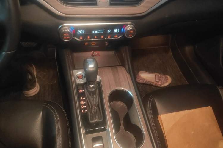 Used Nissan Teana 2021 2.0L XL Comfort Edition Gear Lever