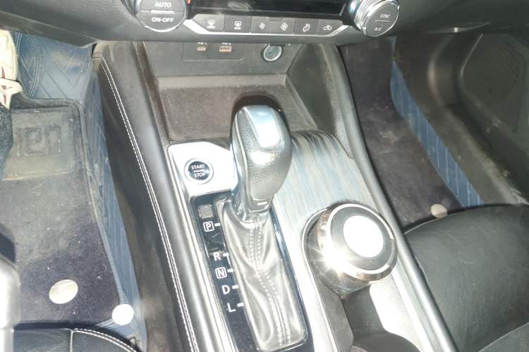 Used Nissan Teana 2021 2.0T XL Smart Upgrade Edition Gear Lever