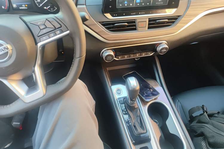 Used Nissan Teana 2021 2.0L XL Comfort Edition Gear Lever