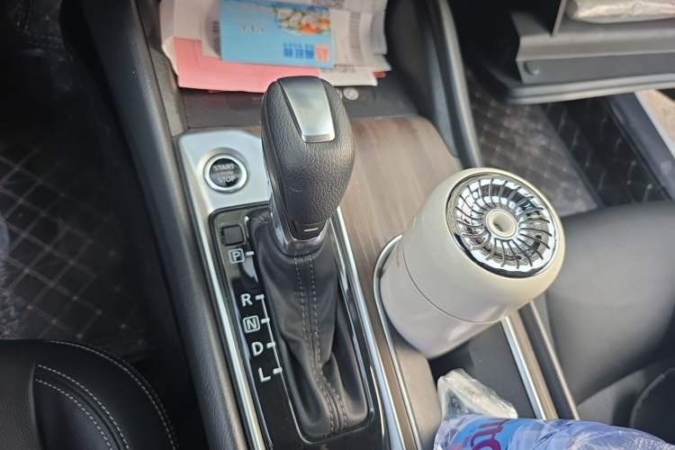 Used Nissan Teana 2021 2.0L XL Comfort Edition Gear Lever