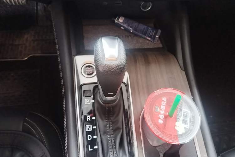 Used Nissan Teana 2021 2.0L XL Upper AD1 Smart Drive & Navigation Edition Gear Lever