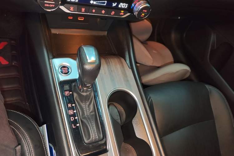 Used Nissan Teana 2021 2.0L XL Comfort Edition Gear Lever
