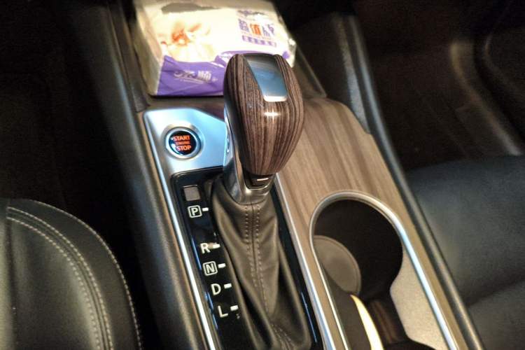 Used Nissan Teana 2021 2.0L XL Comfort Edition Gear Lever