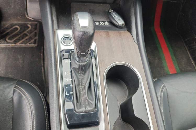 Used Nissan Teana 2021 2.0L XL Comfort Edition Gear Lever