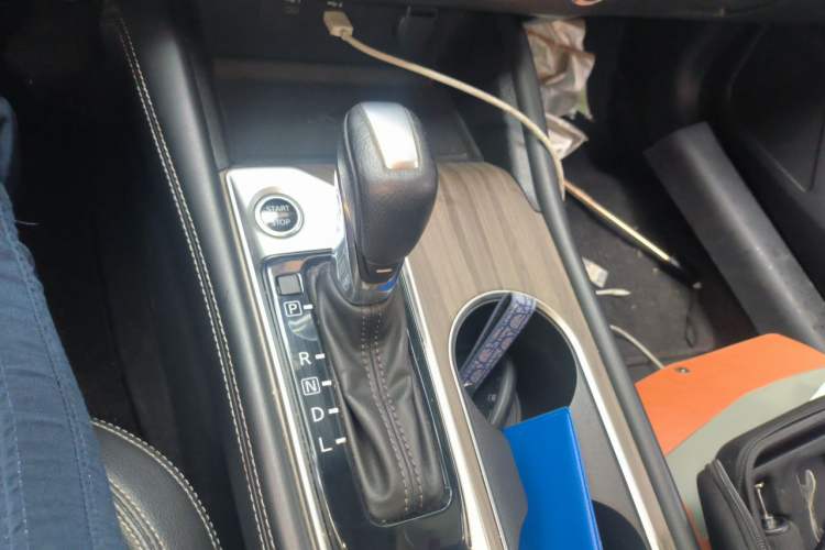 Used Nissan Teana 2021 2.0L XL Upper AD1 Smart Drive & Navigation Edition Gear Lever