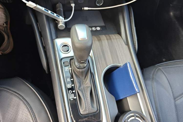 Used Nissan Teana 2021 2.0L XL Comfort Edition Gear Lever