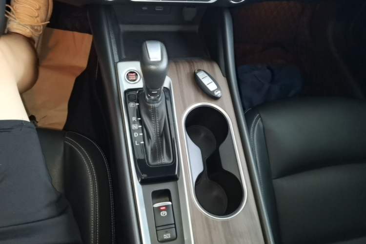 Used Nissan Teana 2021 2.0L XL Comfort Edition Gear Lever