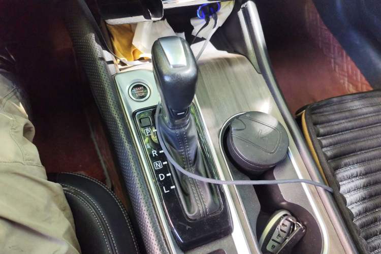 Used Nissan Teana 2021 2.0L XL Comfort Edition Gear Lever