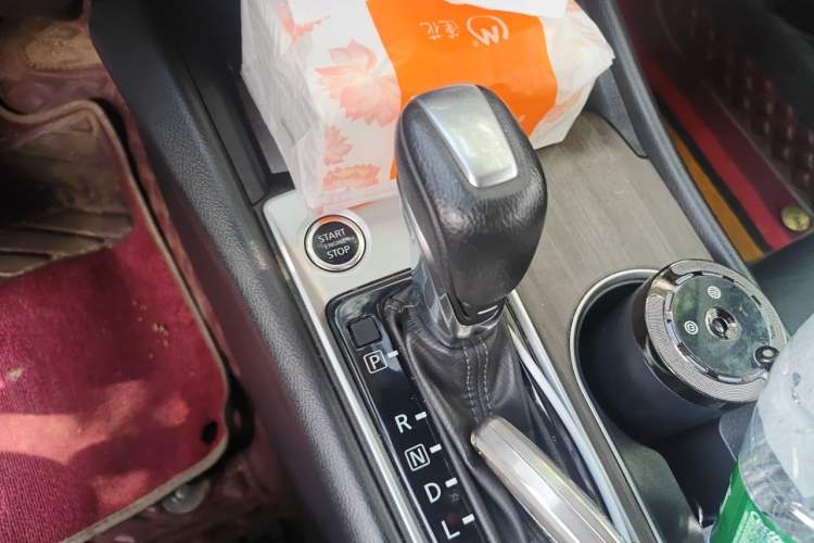 Used Nissan Teana 2021 2.0L XL Comfort Edition Gear Lever