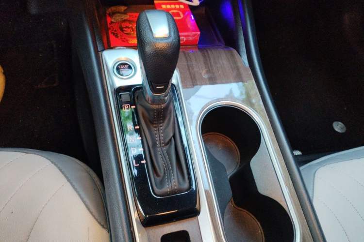 Used Nissan Teana 2021 2.0L XL Comfort Edition Gear Lever
