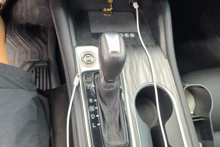 Used Nissan Teana 2021 2.0T XL Upper AD1 Smart Navigation Edition Gear Lever