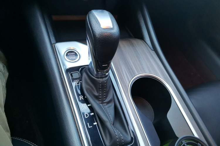 Used Nissan Teana 2021 2.0L XL Comfort Edition Gear Lever