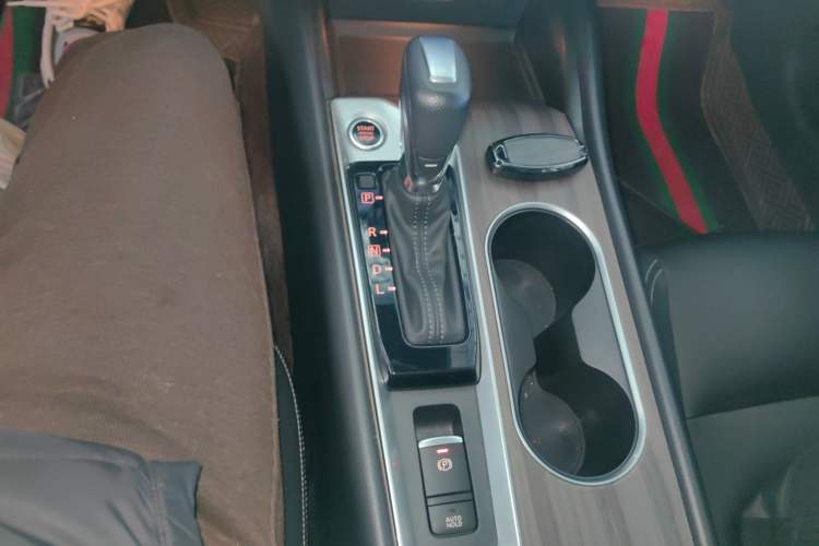 Used Nissan Teana 2021 2.0L XL Comfort Edition Gear Lever