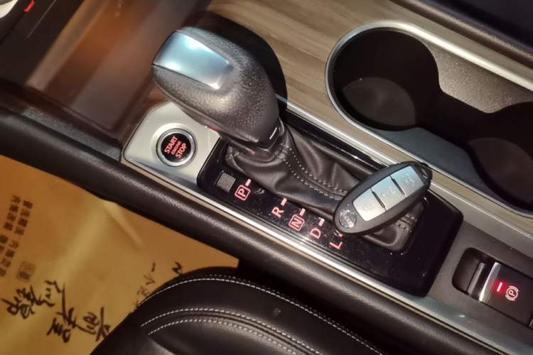 Used Nissan Teana 2021 2.0L XL Comfort Edition Gear Lever