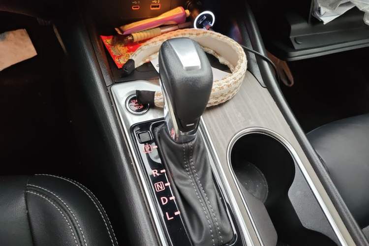 Used Nissan Teana 2021 2.0L XL Comfort Edition Gear Lever