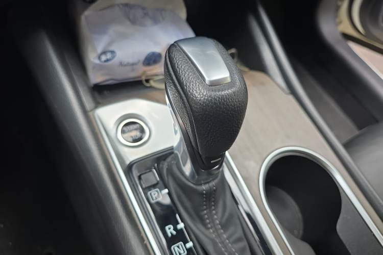 Used Nissan Teana 2021 2.0L XL Comfort Edition Gear Lever