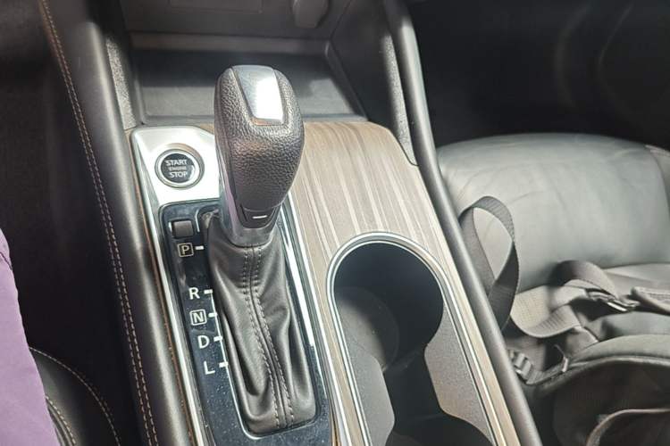 Used Nissan Teana 2021 2.0L XL Upper AD1 Smart Drive & Navigation Edition Gear Lever
