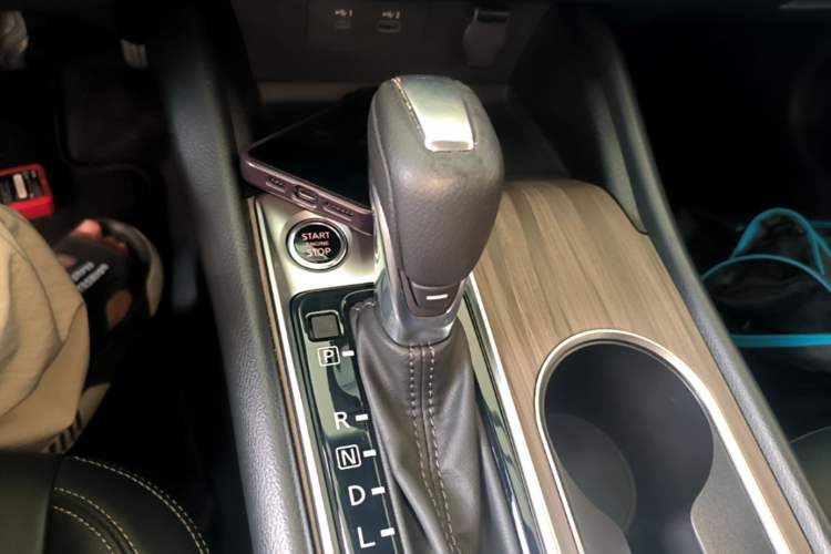Used Nissan Teana 2021 2.0L XL Comfort Edition Gear Lever