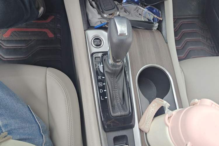 Used Nissan Teana 2021 2.0L XL Upper AD1 Smart Drive & Navigation Edition Gear Lever