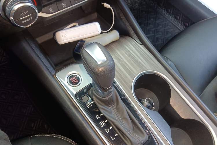 Used Nissan Teana 2021 2.0L XL Comfort Edition Gear Lever