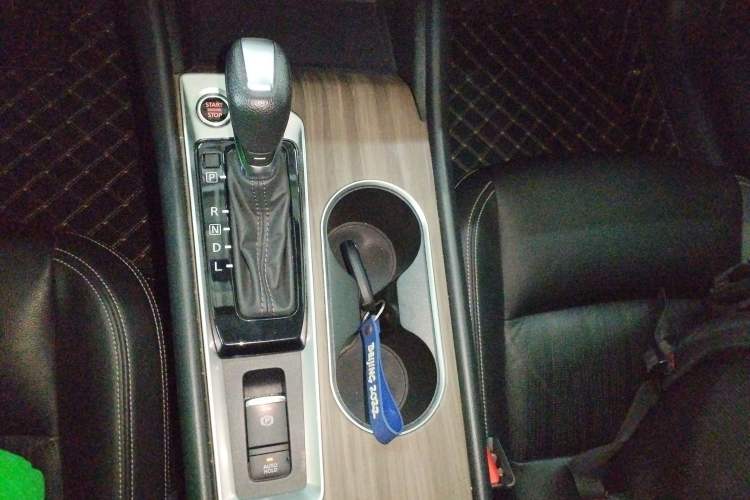 Used Nissan Teana 2021 2.0L XL Comfort Edition Gear Lever