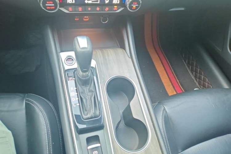 Used Nissan Teana 2021 2.0L XL Comfort Edition Gear Lever