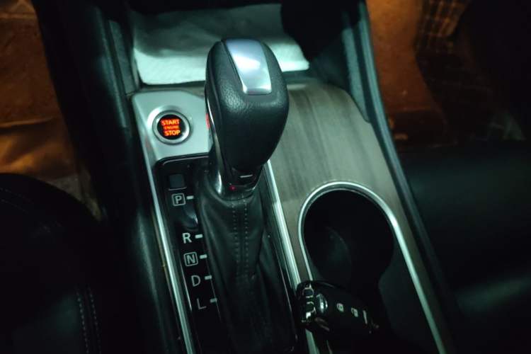 Used Nissan Teana 2021 2.0L XL Comfort Edition Gear Lever