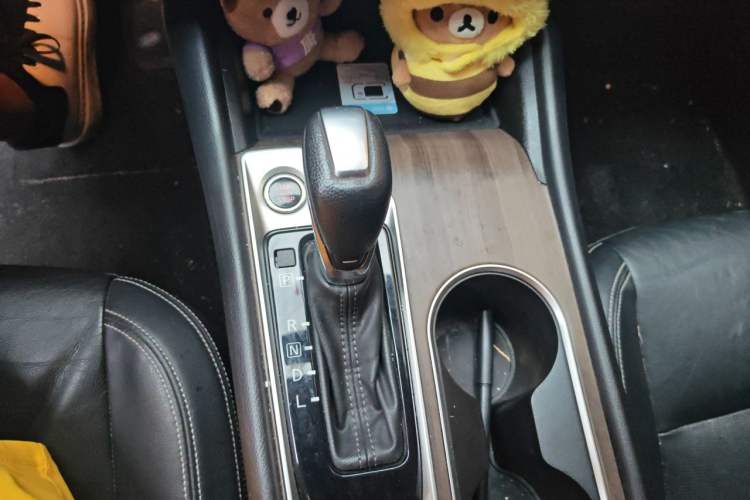 Used Nissan Teana 2021 2.0L XL Comfort Edition Gear Lever