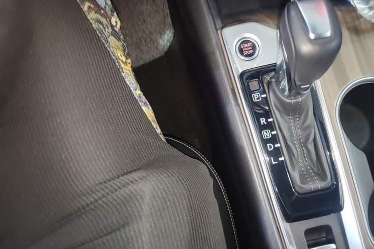 Used Nissan Teana 2021 2.0L XL Comfort Edition Gear Lever