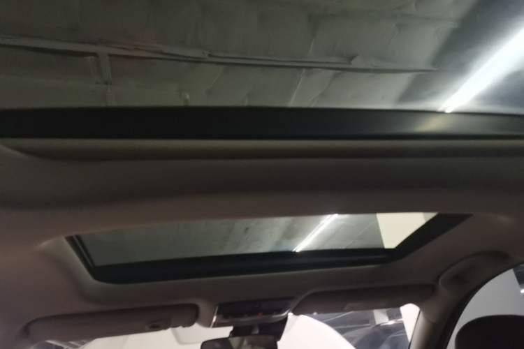 Used Nissan Teana 2021 2.0L XL Comfort Edition Headliner