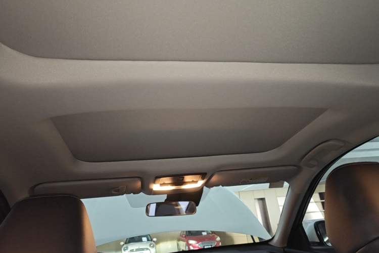 Used Nissan Teana 2021 2.0L XL Comfort Edition Headliner